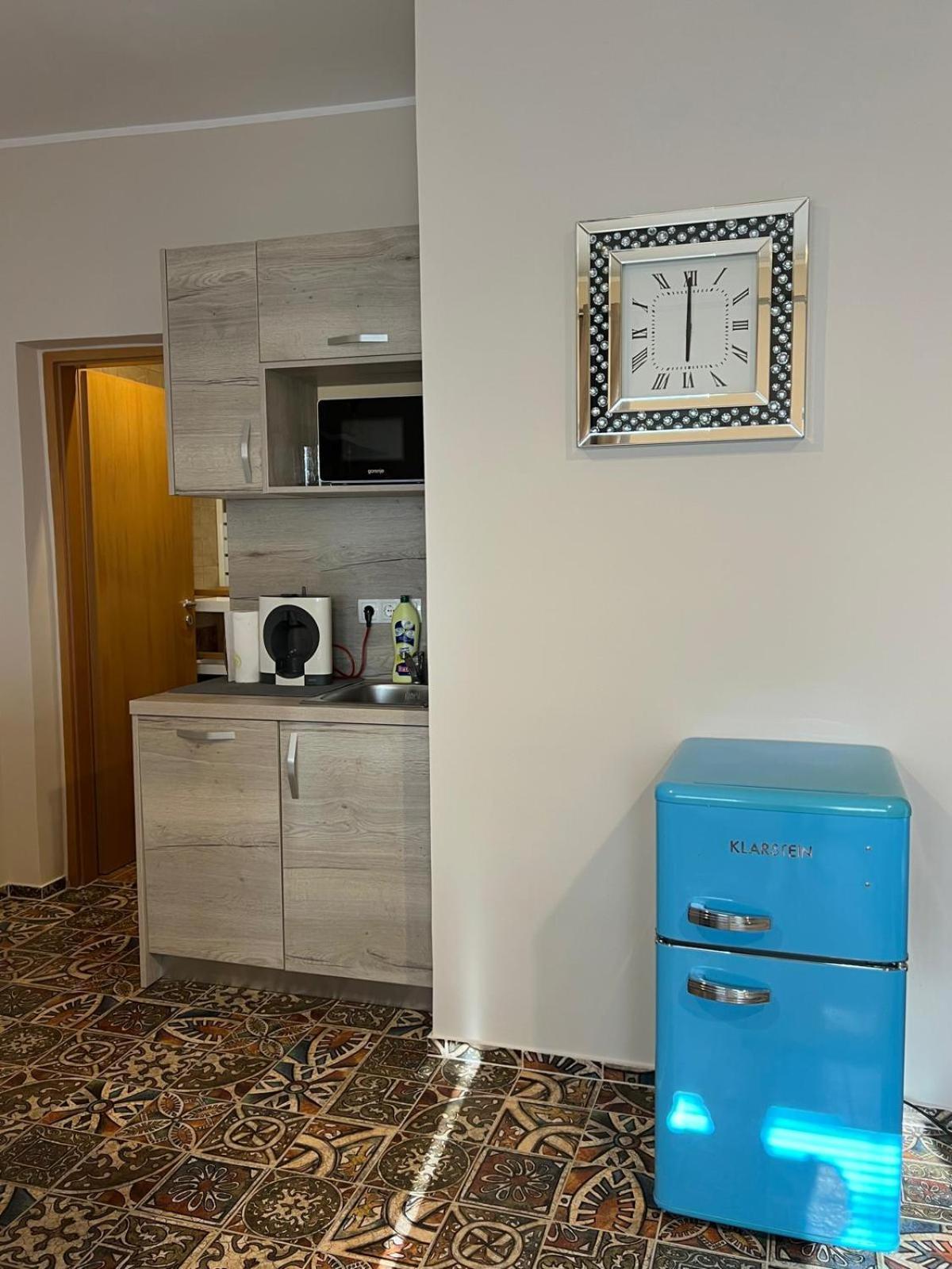 Centralpark Suites Maribor Bagian luar foto