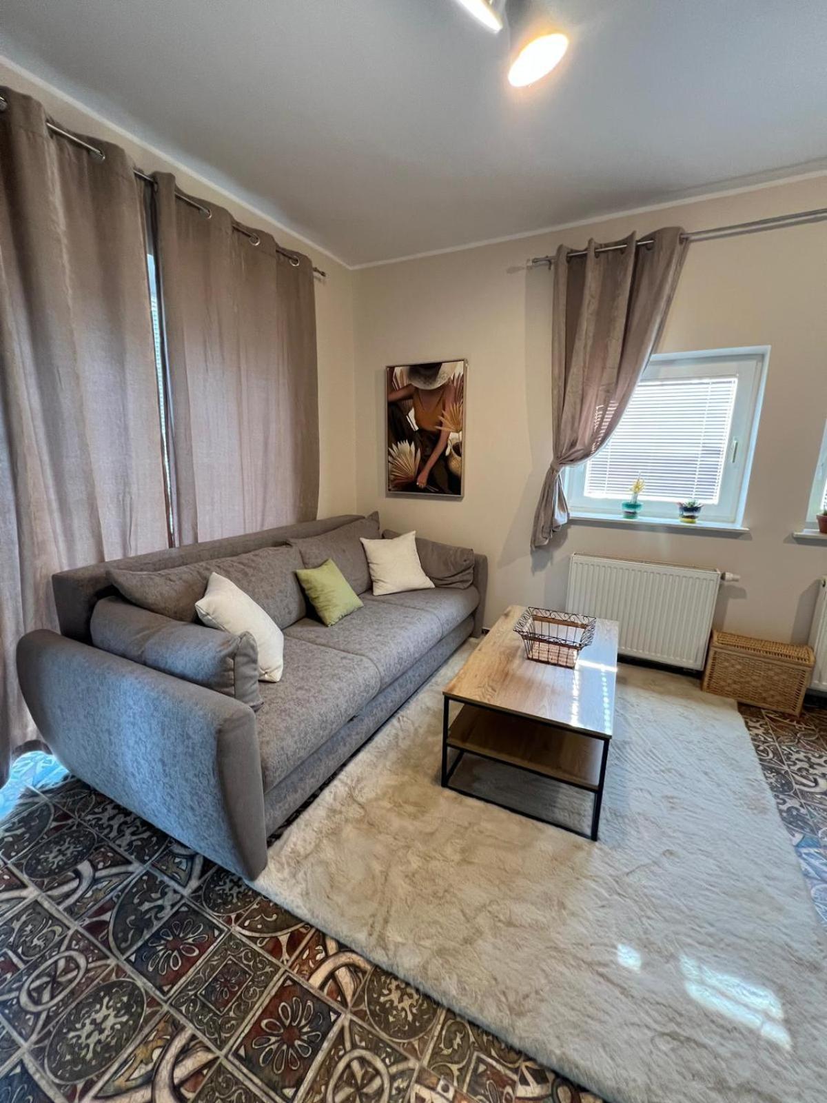 Centralpark Suites Maribor Bagian luar foto