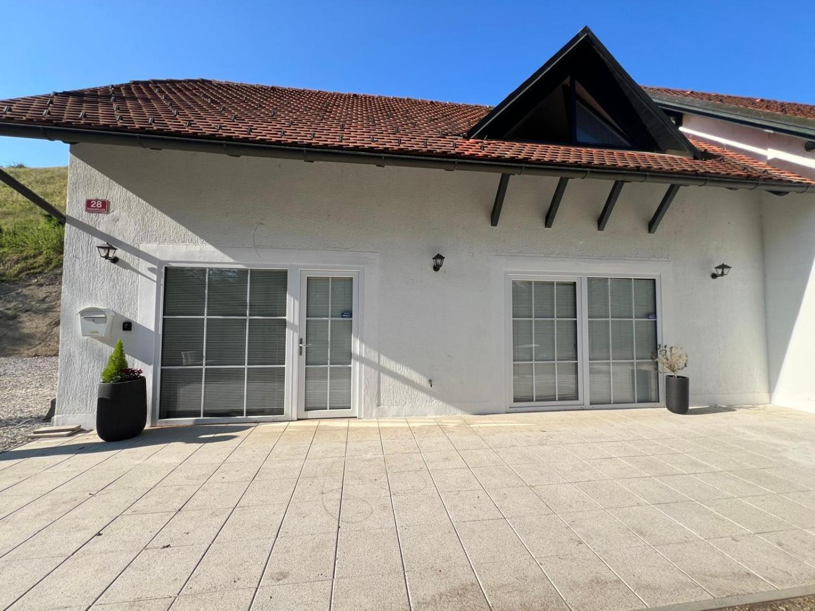 Centralpark Suites Maribor Bagian luar foto