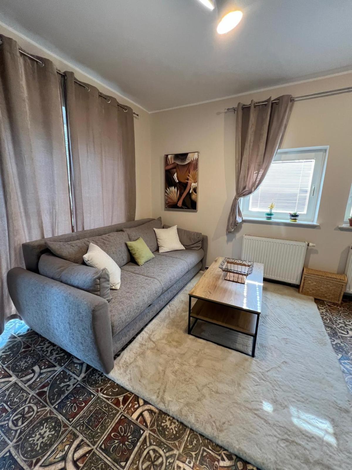 Centralpark Suites Maribor Bagian luar foto