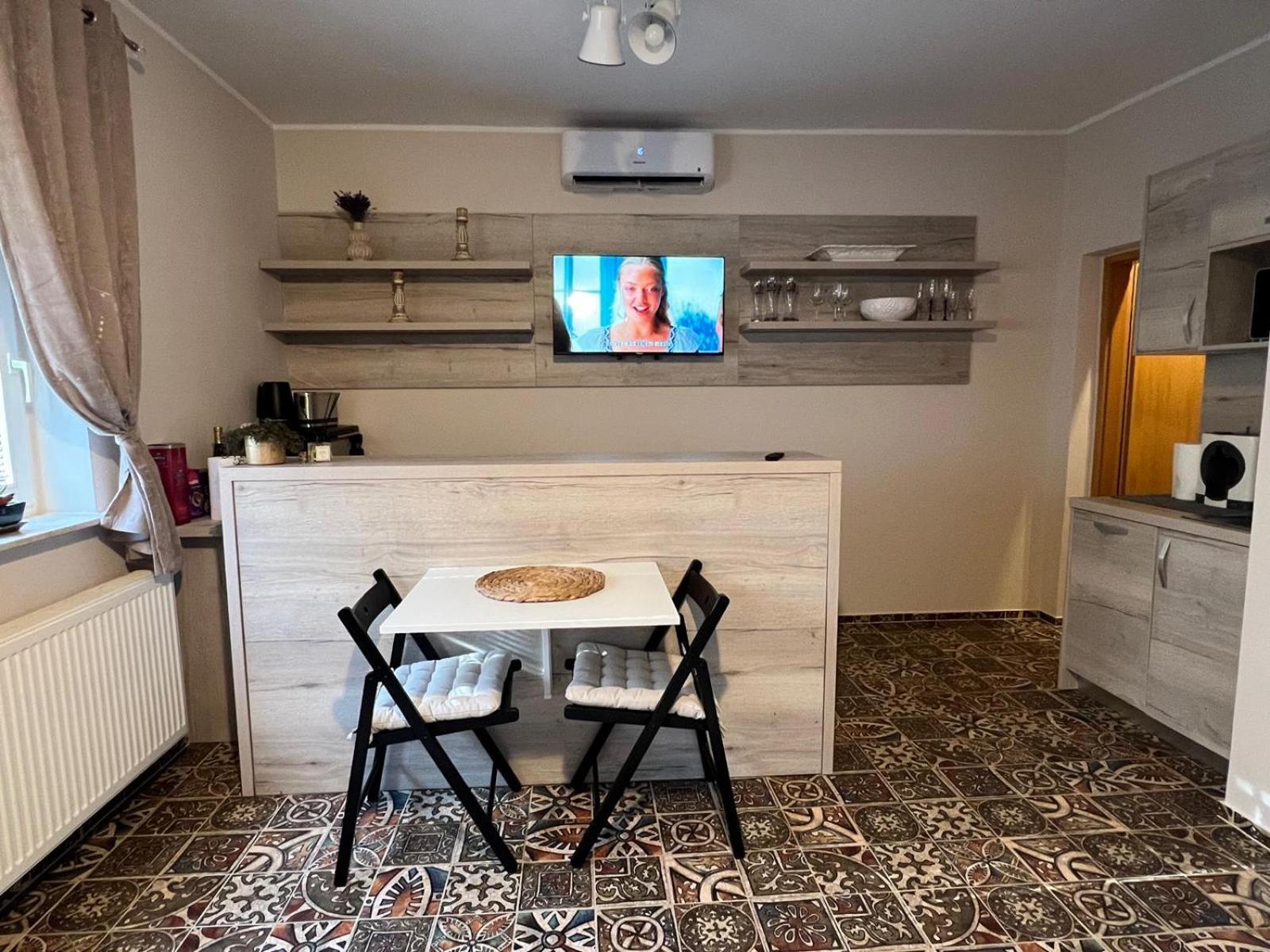 Centralpark Suites Maribor Bagian luar foto
