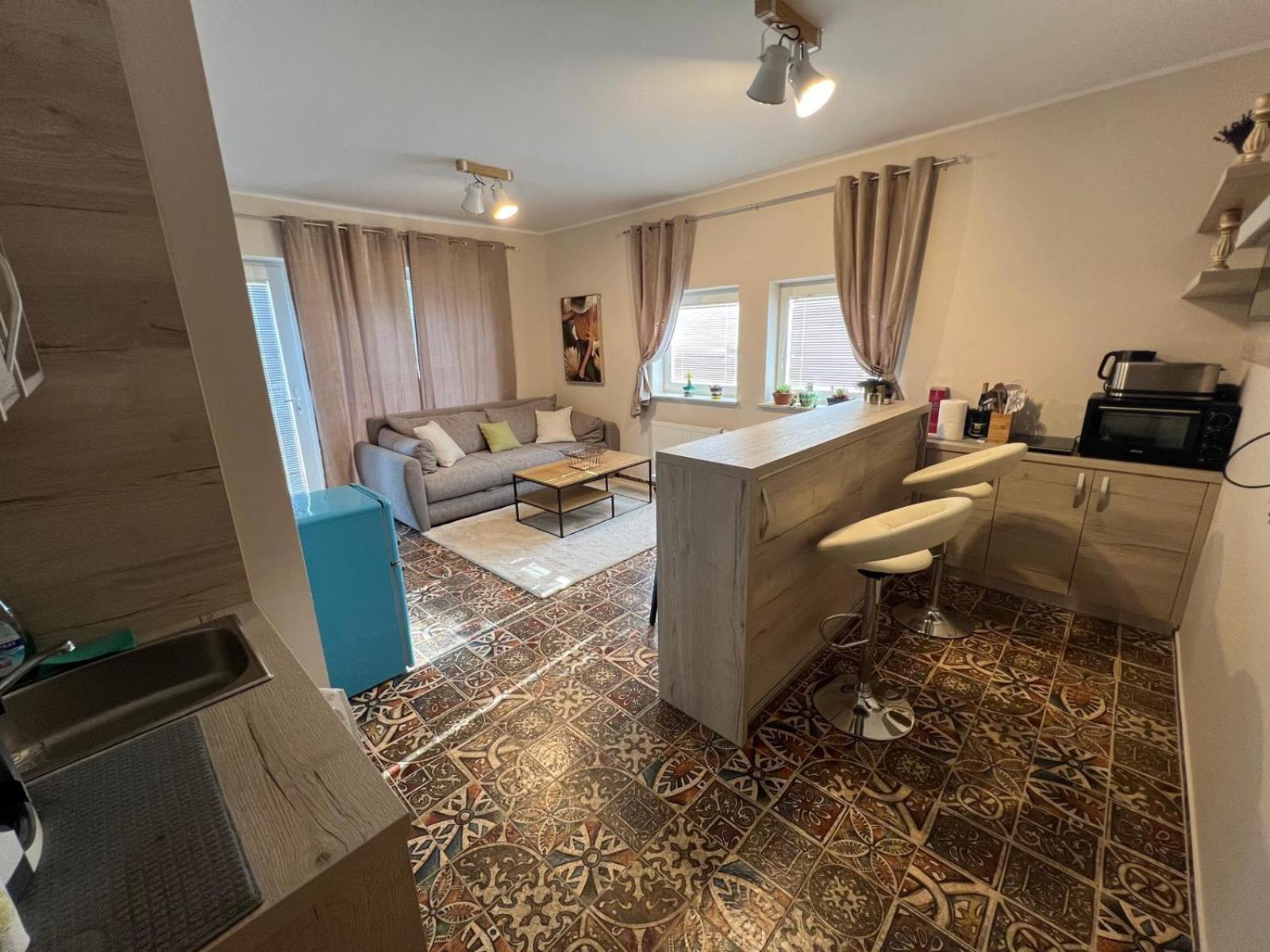 Centralpark Suites Maribor Bagian luar foto